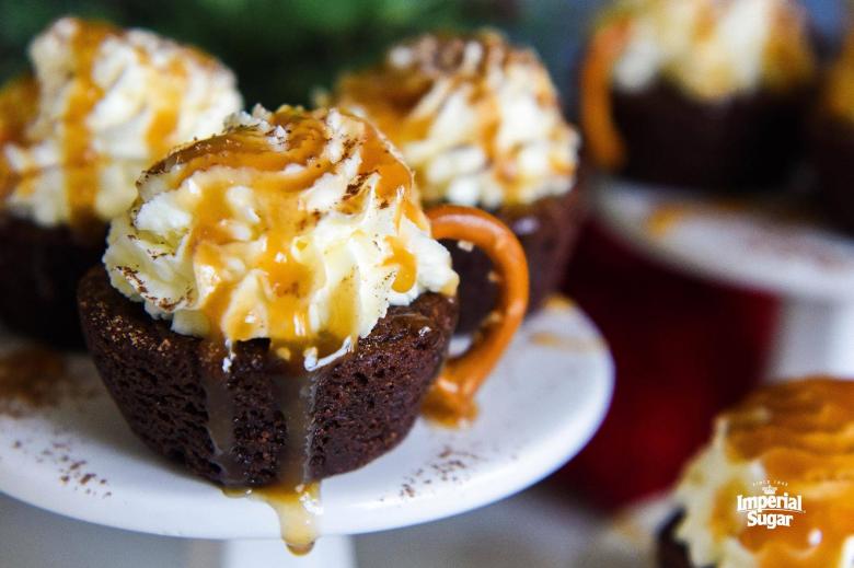 Mexican Hot Chocolate Caramel Cookie Cups - Dixie Crystals