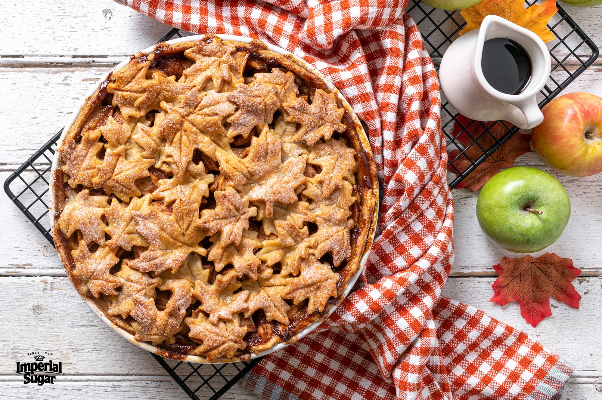 Maple Apple Pie | Dixie Crystals