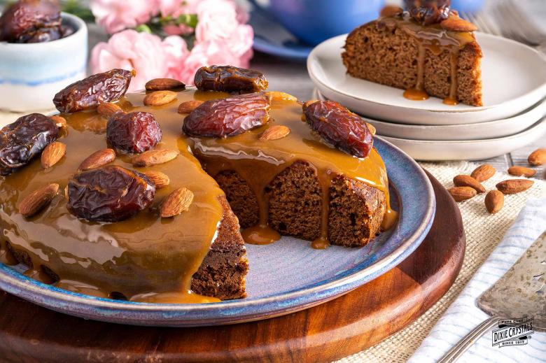 Cooking With Swapna: Saudi Date & Nut Cake