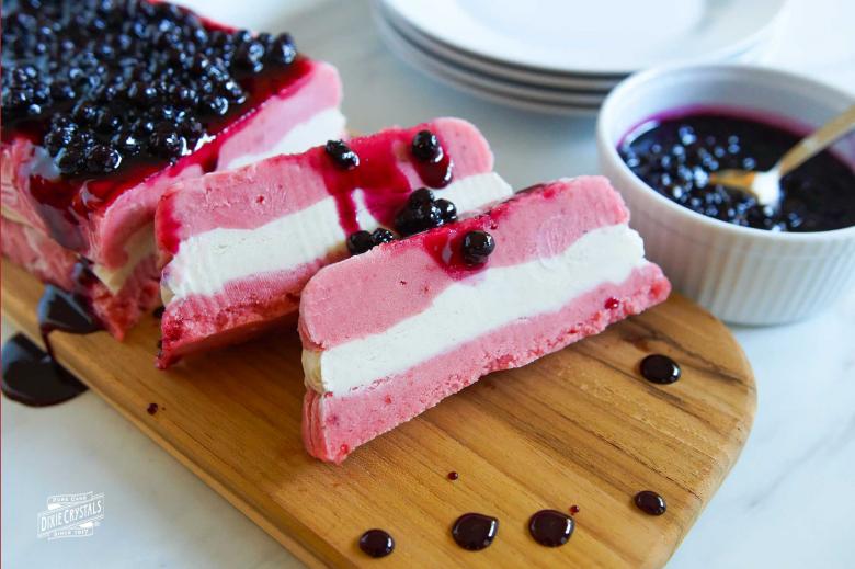 From Camille's Kitchen :: Summer Berry Ice Cream Cake - Camille Styles
