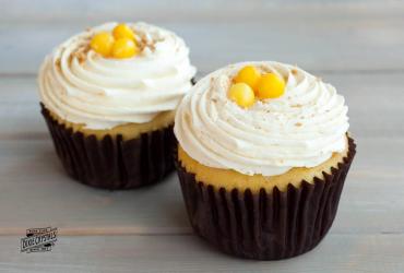 Lemon Butter Cream Frosting dixie