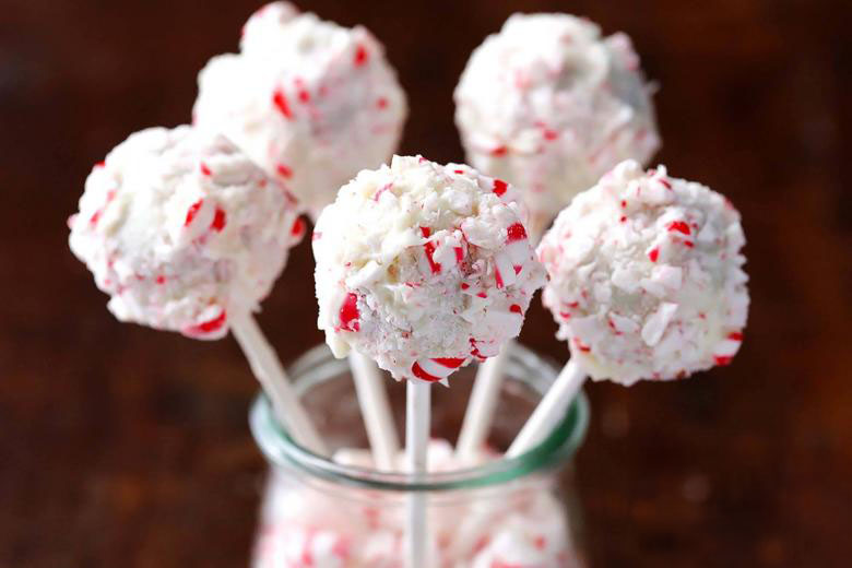 Peppermint Brownie Cake Pops
