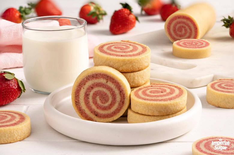 Strawberry Pinwheel Cookies - Dixie Crystals
