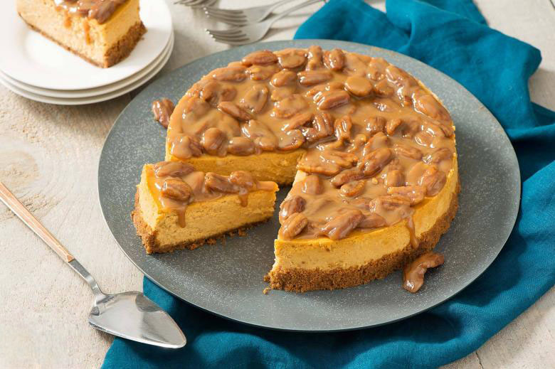 Praline Pumpkin Cheesecake